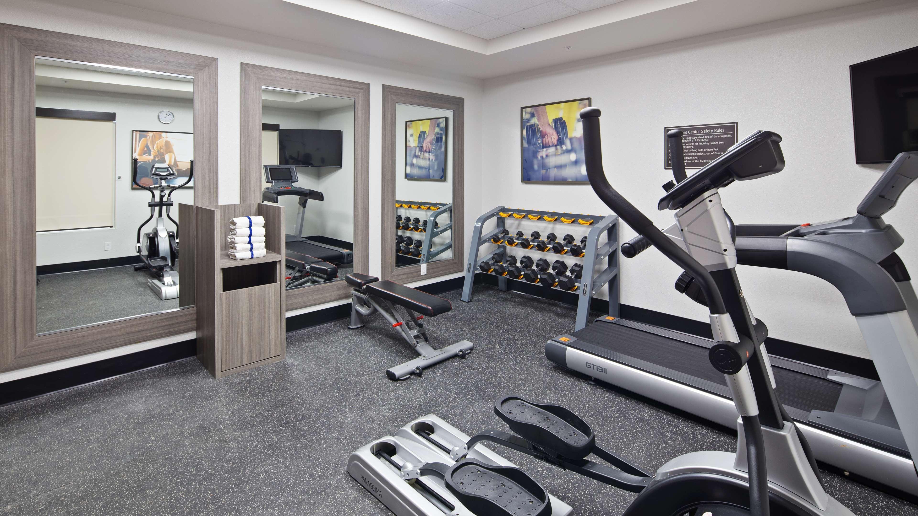 Best Western Green Oaks Inn La Vernia Екстериор снимка